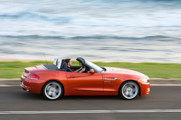 A BMW tervezi az új Toyota Suprát? 16 A technikát jórészt a BMW fejleszti, szénszálas és alumínium elemek csökkentik a sportautók súlyát. A Z4 utóda és a Supra lehet a rokon
