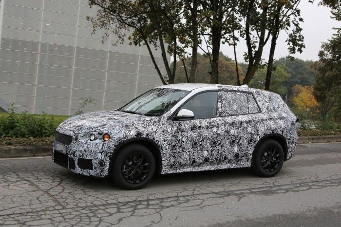 Elsőkerék-hajtás a BMW kis terepesében 1