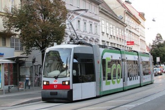 Spórolós villamos a sógoroktól