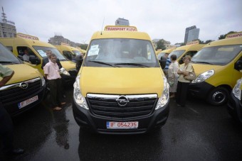 Movanókkal utazhatnak a román gyerekek