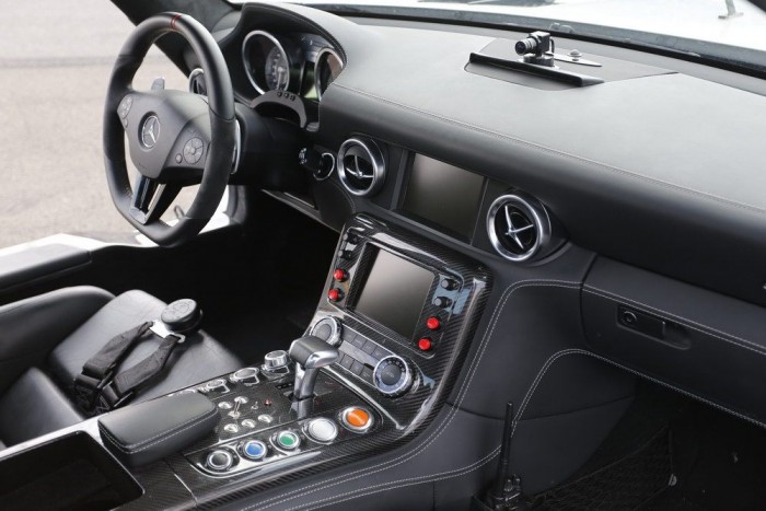 Mégsem gagyi az új Forma-1? 9 | Vezess Bernd Mayländer rádión és a két képernyőn követi a futamot