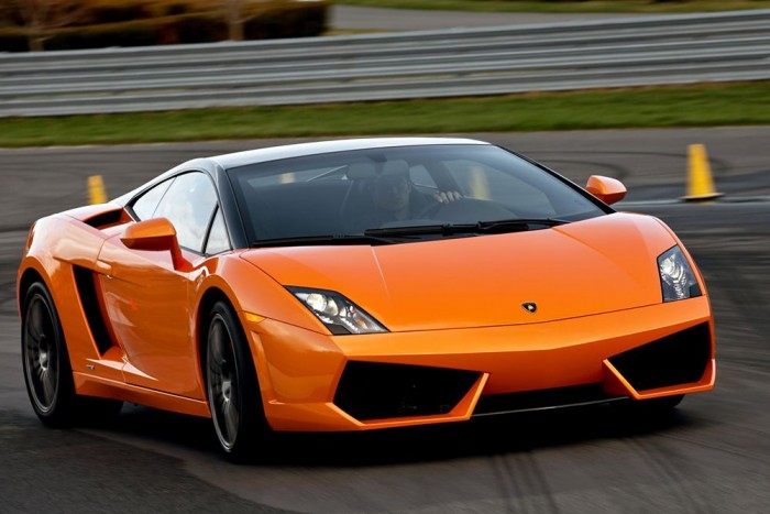 A sztárfocisták 10 kedvenc játékszere 9 | Vezess 7.- Lamborghini Gallardo