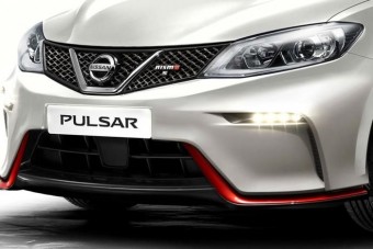 Odacsapna a Nissan a sportmodelleknek
