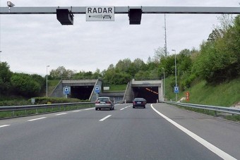 215-tel mérték be, elvették a luxusautóját