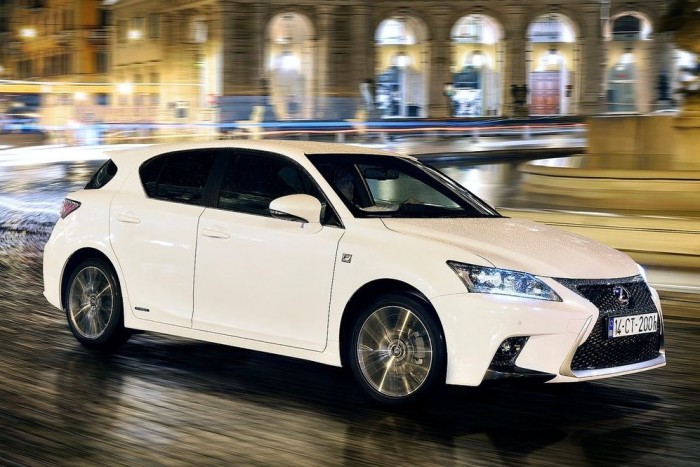 Nem elég a kis fogyasztás 1 Az első helyen végzett a Lexus CT 200h, 8,08 összpontszámmal. CO2-kibocsátása 82 g/km, átlagos zajszintje különösen alacsony 68 dB(A)