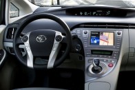 Ötödik a Toyota Prius. Összpontszáma 7,53, CO2-kibocsátása 82 g/km, 69 dB(A)