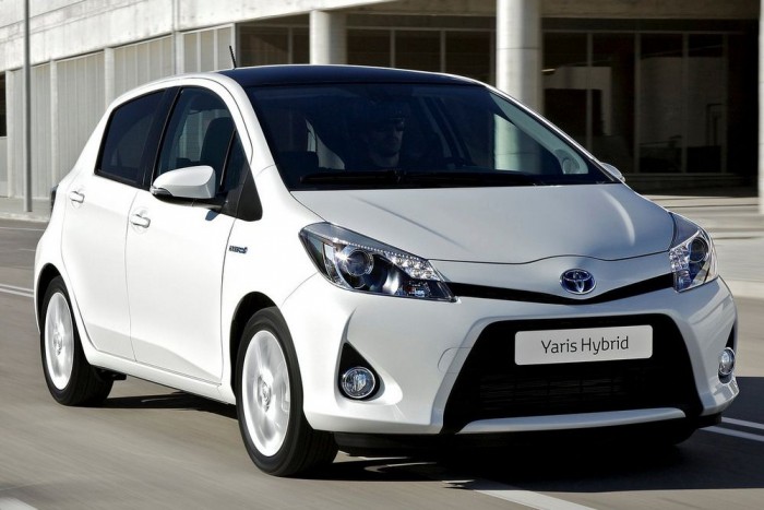 Nem elég a kis fogyasztás 9 Alig fogyaszt (75 g/km CO2), viszont viszonylag zajos (73 dB(A)) a Yaris Hybrid. 7,43 ponttal nyolcadik, akárcsak a Peugeot 2008 1.2 Puretech 82 EGS5 Stop & Start.