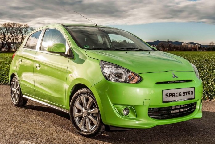 Nem elég a kis fogyasztás 11 A japán-francia trióval osztozik a tizedik helyen a Mitsubishi Space Star egyliteres, 71 lóerős motorral. Torkos (92 g/km), viszont igen csendes (69 dB(A)). Pontszáma 7,38.