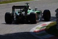 F1: Hivatalos, pilótát cserél a Caterham 8