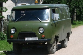 A leleményes oroszok már önvezető UAZ-zal közlekednek