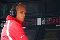 F1: Hideg zuhany Hamiltonéknak 40