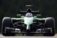 F1: Hajszálnyira egymástól a Mercedes-pilóták 44