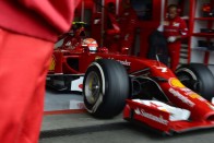 F1: Hajszálnyira egymástól a Mercedes-pilóták 45