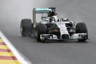 F1: Hamilton fékhibára fogta a második helyet 18