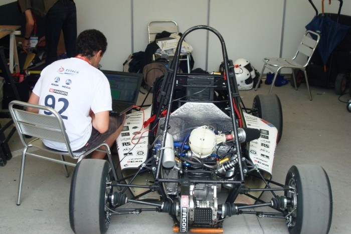 Rá kell jönni hol a probléma