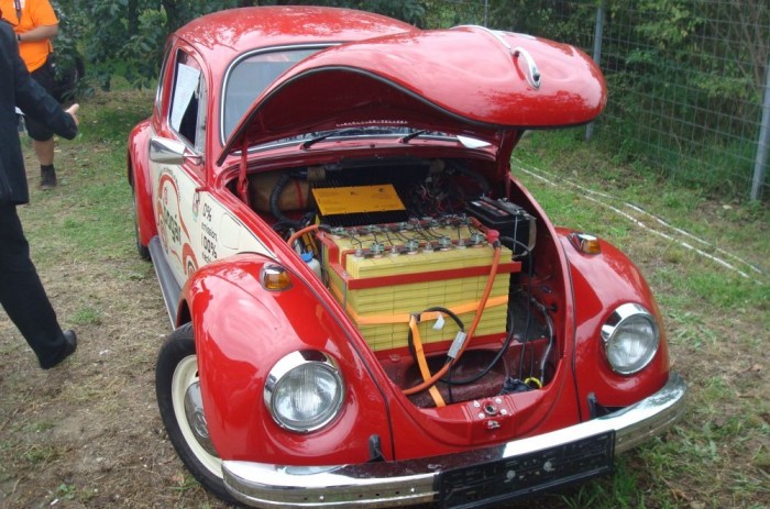 A miskolciak VW Bogarában elől hátul akkumulátor van 