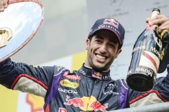 F1: Ricciardo ráhajt a vb-címre