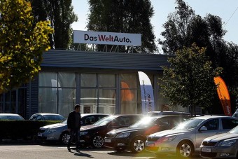 Itthon a használt Opel, kintről a VW a kedvenc