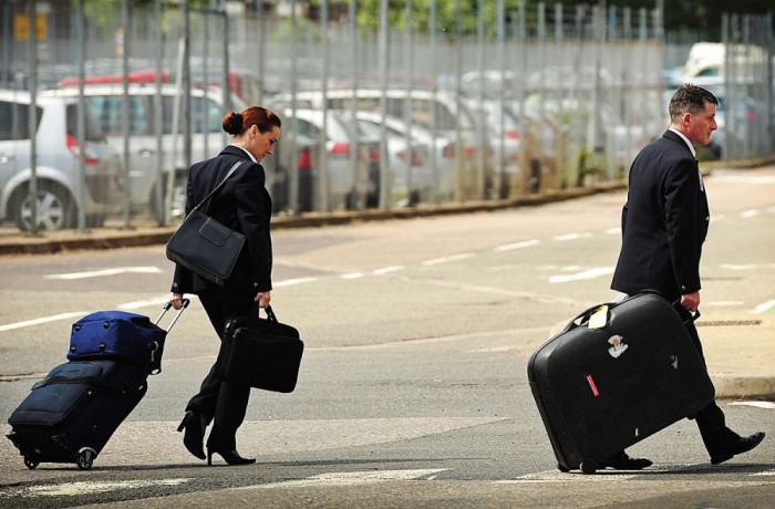 Lehúzás a ferihegyi reptéren 29 A Heathrow-n is jóval kevésbé költséges negyed órát a reptér rövid távú parkolójában tölteni, mint Budapest repterén