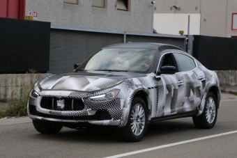 Már tesztelik a Maserati terepjáróját
