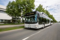 Budapesten is tesztelt típus lett az Év busza 2