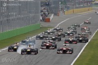 F1: A versenyre jöhet az eső 46