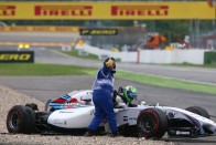 F1: A csapatok morognak a jegyárak miatt 44
