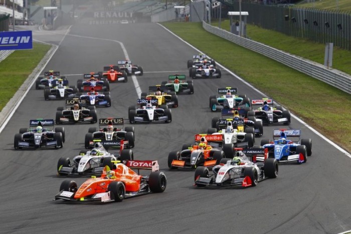 Ingyenes utazás a hétvégén a Hungaroringre 6 | Vezess Ingyenes utazás a hétvégén a Hungaroringre 6