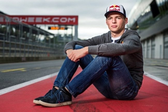F1: A Red Bull az új Sennát küldi pályára 3