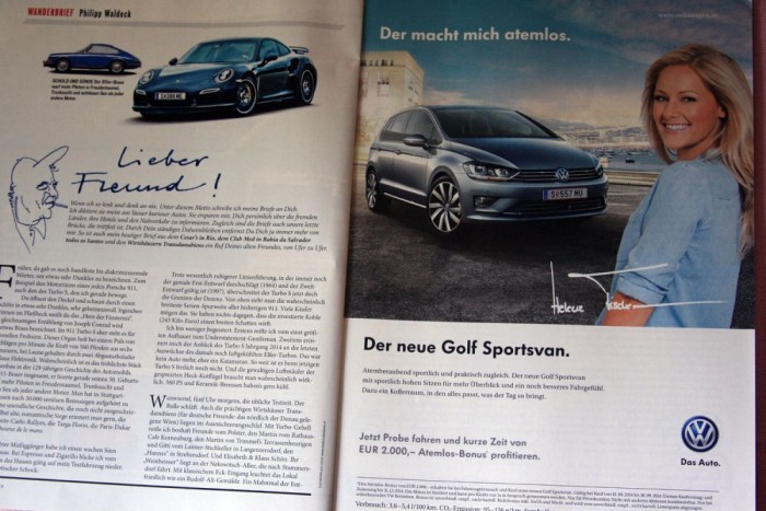 Ausztriában Helene Fischer énekesnő hirdeti a Golf Sportsvant. Itt az Auto Revue című remek magazinban
