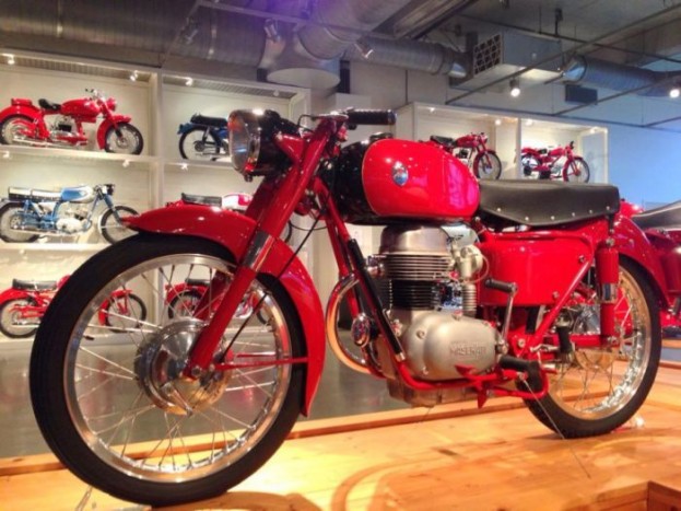 A világ legnagyobb motorgyűjteménye 9 | Vezess A világ legnagyobb motorgyűjteménye 9