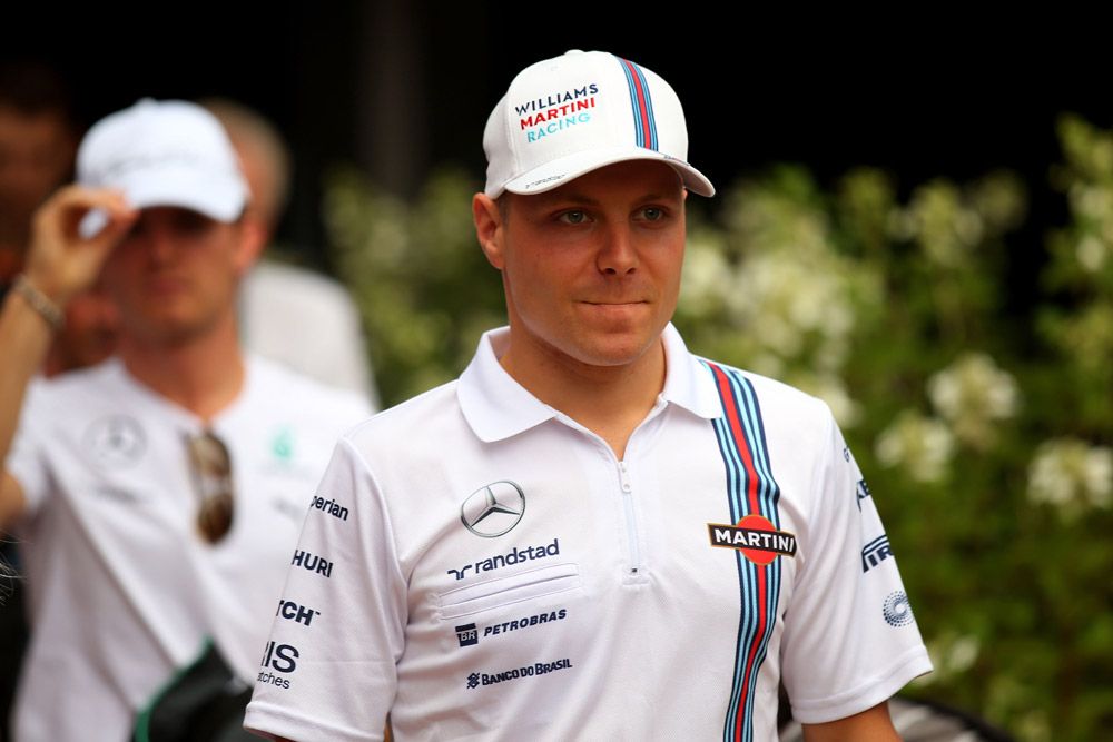 F1: Räikkönen a Mercik nyakán 4