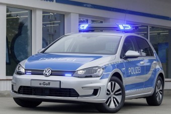Elektromos rendőrautót épített a Volkswagen