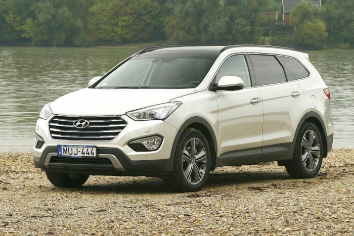 BMW-fóbiásoknak, Audi-fikázóknak 6 | Vezess 15,2 millió forint látható a képen. Csak a 2,2-es dízellel lehet rendelni, a 7 ülés széria