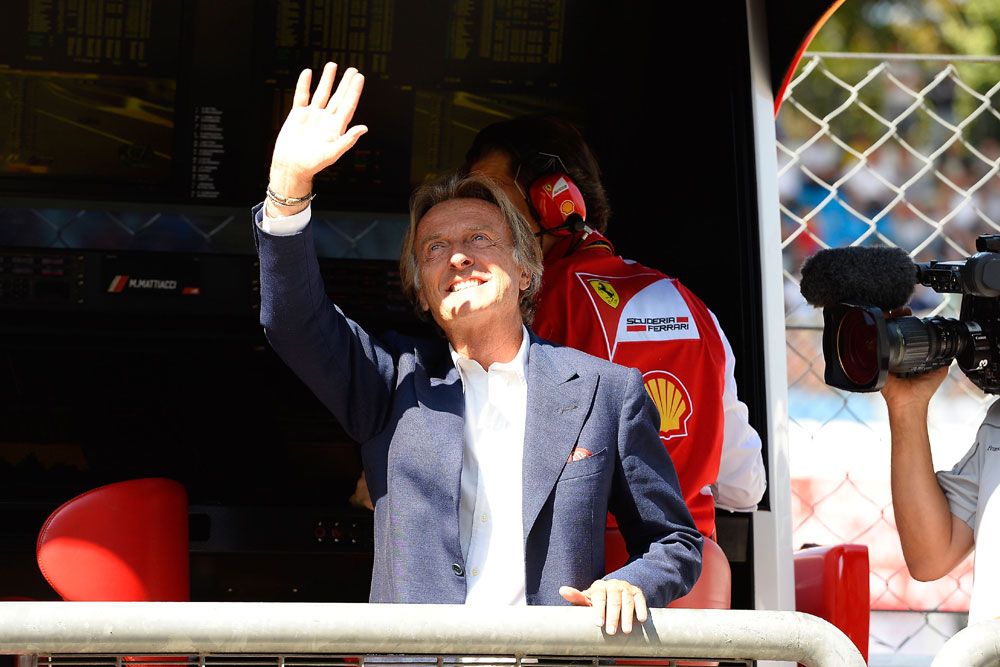 F1: A Ferrari-vezér orrára koppintottak 25