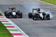 F1: Rendberakja elbénázott váltóját a Mercedes 2