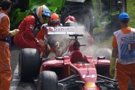 F1: Rosberg megroppant, Hamilton győzött 27