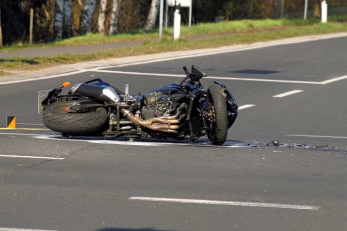 Motoros baleset rendkívüli csavarral