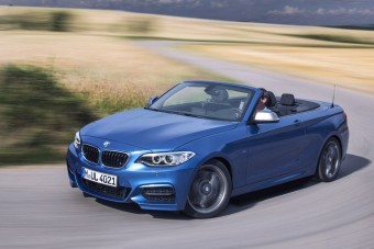 Lefelé is nyit a BMW