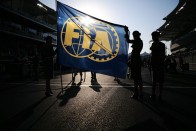F1: Elnapolták a szigorítást 11