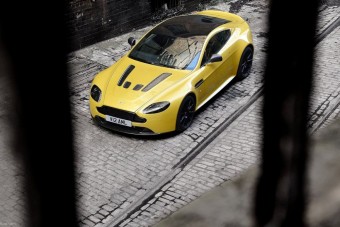 Top 10: A legkapósabb sportautók