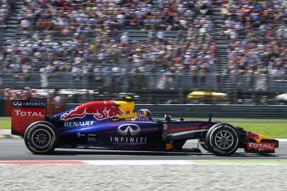 F1: Ricciardo esélyesként menne a szezonzáróra 4