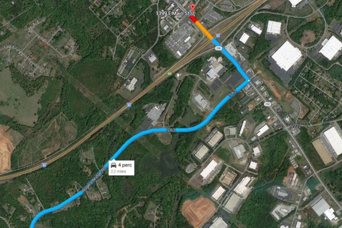 Alig pár saroknyit haladtak, amikor rátámadtak segítőjükre. A rablás a kékkel jelzett útszakaszon történt.