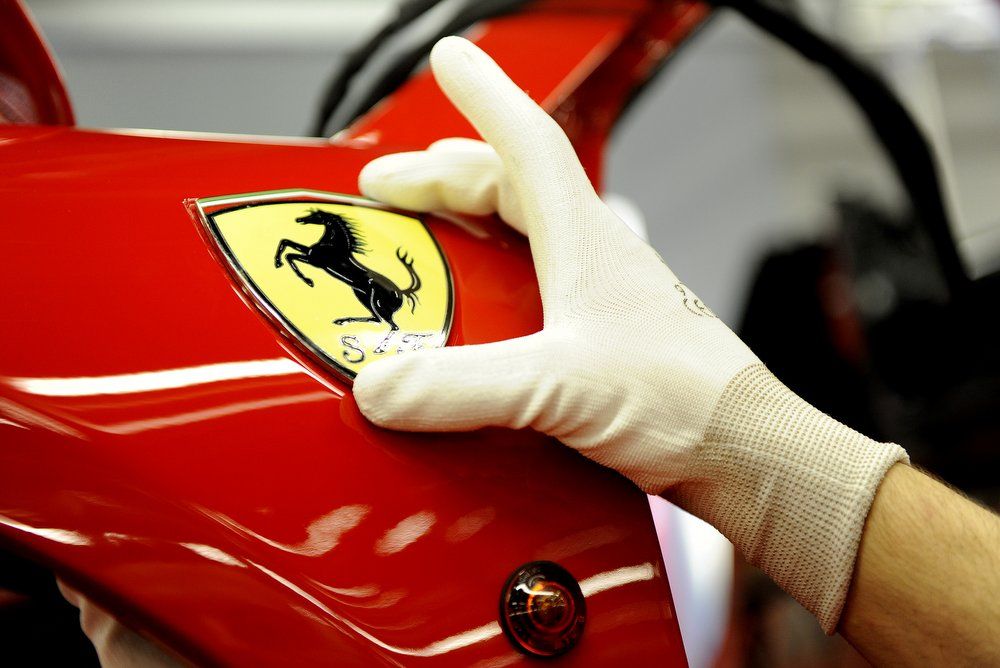 Masszívan növeli a gyártást a Ferrari 4
