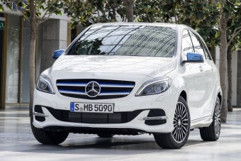 Megújult a Mercedes B-osztály