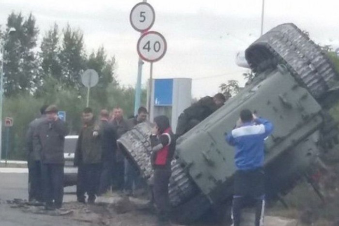 Hogy borítasz fejtetőre egy tankot? 6