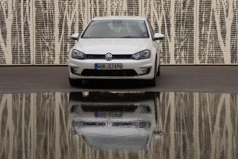 Vezettük a villamosított GTI-t