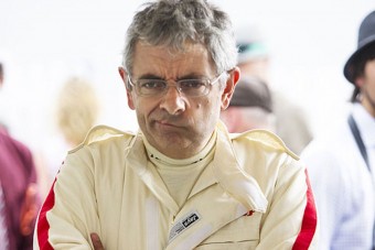 Frontálisan ütközött Mr. Bean