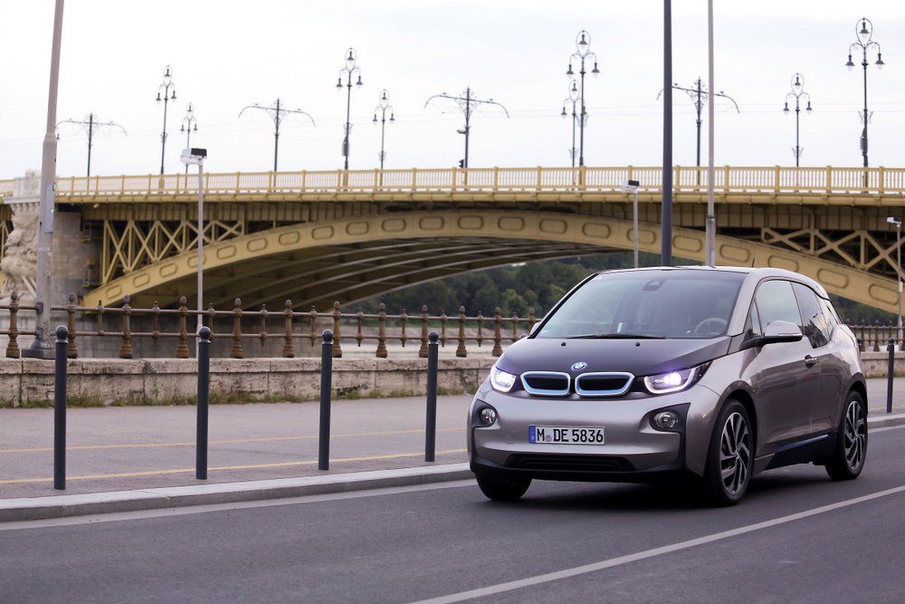 Jönnek Magyarországra a BMW elektromos modellei 4