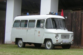 Eldobható lengyel mentőautók